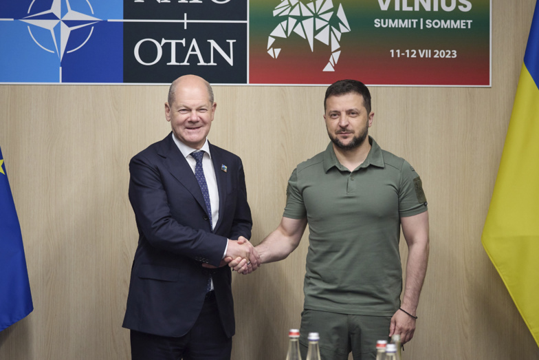 L'OTAN, responsable de la guerre en Ukraine ? L'OTAN, responsable de la guerre en Ukraine ?