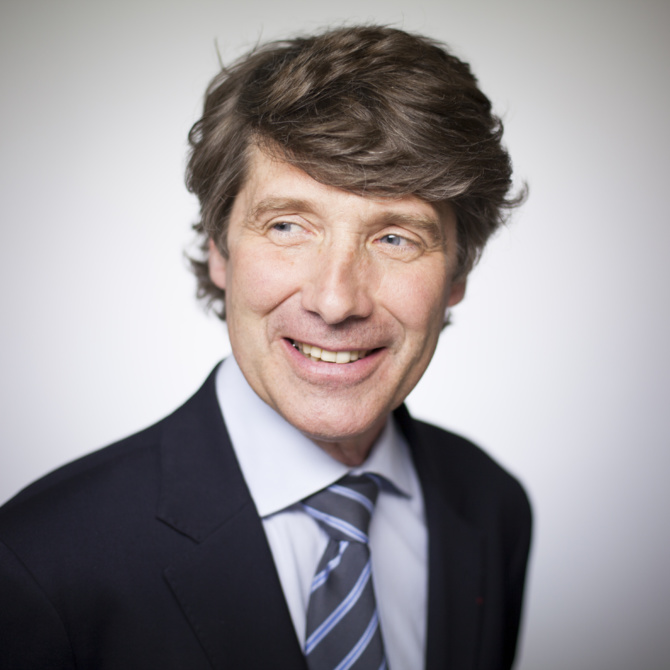 Philippe Denormandie, "C’est l’ensemble des nouvelles technologies ou innovations en matière d’approches thérapeutiques non médicamenteuses qui favoriseront le bien vieillir" Philippe Denormandie, "C’est l’ensemble des nouvelles technologies ou innovations en matière d’approches thérapeutiques non médicamenteuses qui favoriseront le bien vieillir"