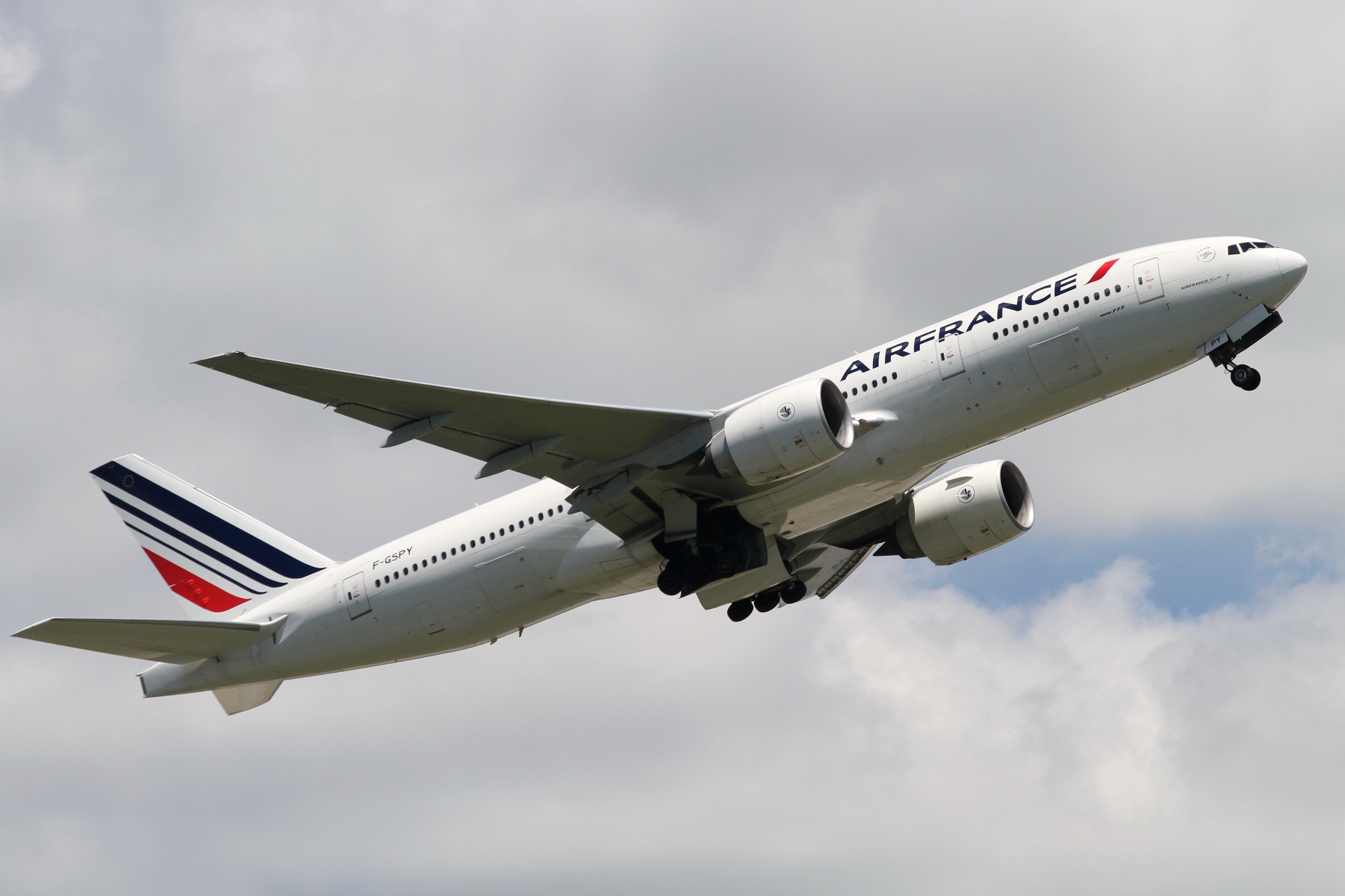 Derrière la chemise arrachée du DRH d’Air France Derrière la chemise arrachée du DRH d’Air France